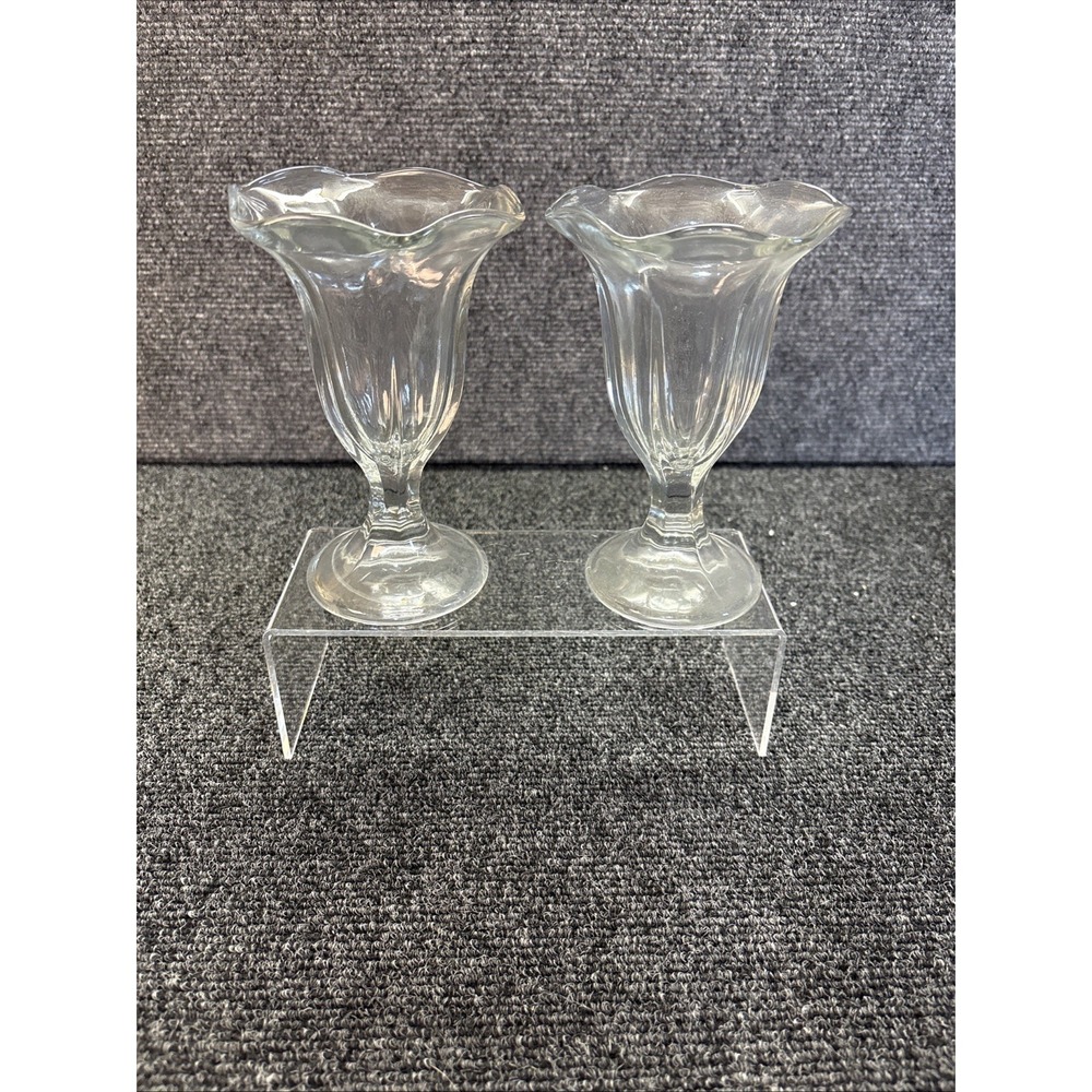 2~Anchor Hocking Tulip Ice‎ Cream Sundae Glasses~6" With Pedestal Base